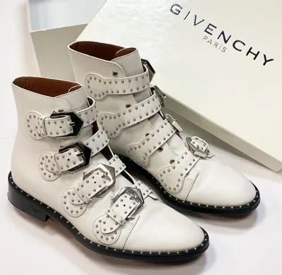 Ботинки женские Givenchy купить за 6417 грн в магазине UKRFashion. Товары  бренда Givenchy. Лучшее качество