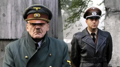 Шют: воплощение Адольфа Гитлера от Бруно Ганца - это плюс россия - CinéSérie
