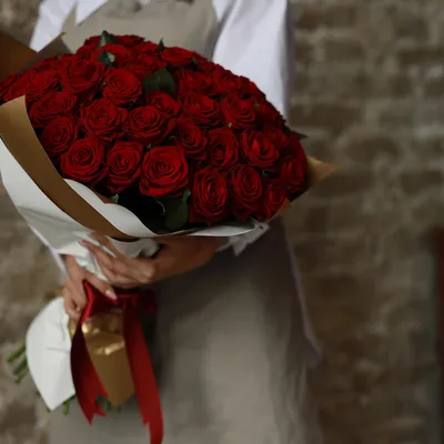 Букет красных роз от 9 шт. | Бесплатная доставка цветов по Москве