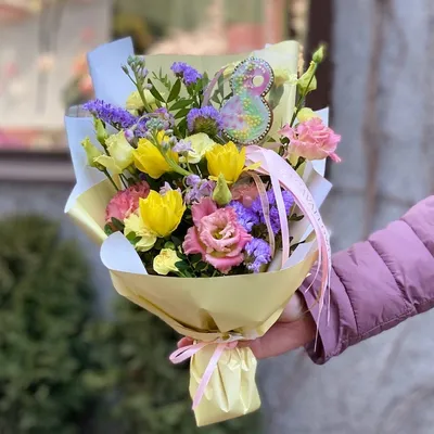 Букет цветов на 8 марта фото