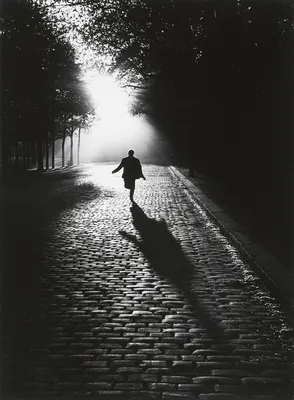 Бегущий человек, Париж, 1953. Фотограф Сабина Вайс