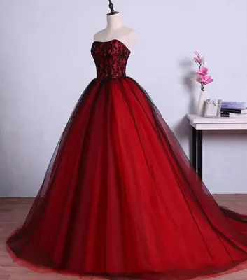черно красные платья на выпускной: 4 тыс изображений найдено в  Яндекс.Картинках | Red ball gown, Prom dresses ball gown, Ball gowns prom
