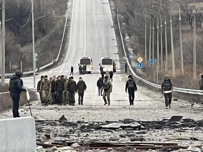 В Украину вернули еще 50 украинских защитников, с “Азовстали”, Змеиного и  Чернобыля, – Ермак (ФОТО, ВИДЕО) | Вільне радіо