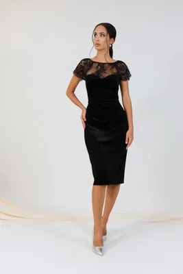 Черное платье с длинными прозрачными рукавами и юбкой длины миди в  Хабаровске