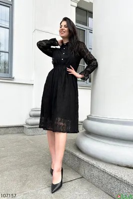 Черное платье с кружевом фотографии