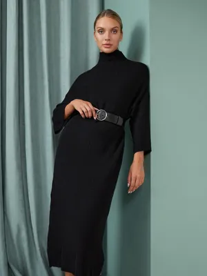 Вязаное платье крючком, длинное чёрное платье, ажурное летнее платье купить  в интернет-магазине Ярмарка Мастеров по цене 5600 ₽ – LYRQIBY | Платья,  Москва - доставка по России