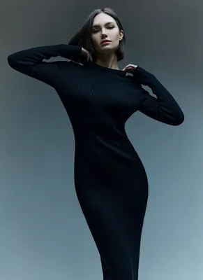 Черное вязаное шерстяное платье 79268 за 730 грн: купить из коллекции  Novelty - issaplus.com