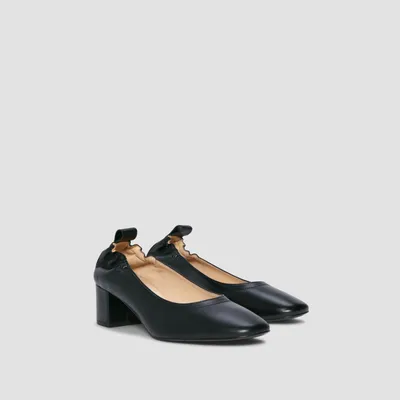 Mary Janes with straps| Carel Paris