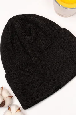 Шапка черная женская: купить черные шапки женские недорого в  интернет-магазине issaplus.com