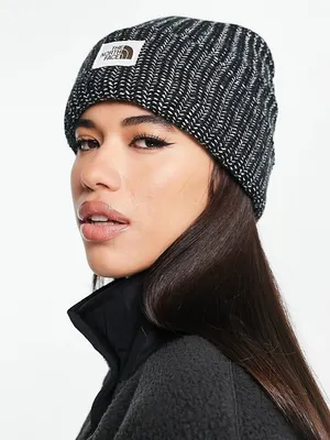 The North Face Salty Bae beanie in black The North Face купить от 4807  рублей в интернет-магазине ShopoTam.com, женские шапки The North Face