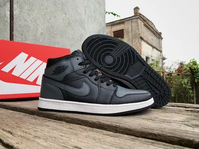 Купить Мужские кроссовки Nike Air Jordan 1 Retro High Black Grey черные с  серым, цена 1910 грн — Prom.ua (ID#1679297934)