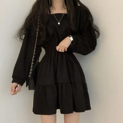 Модные маленькие черные платья весна-лето 2021: фото | Vogue UA