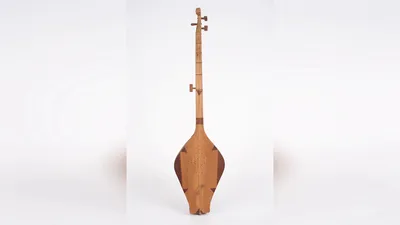 Чонгури Музыкальный инструмент фото