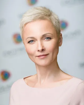 Российская актриса блондинка с короткой стрижкой (62 фото)