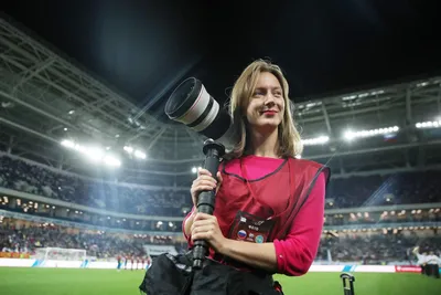 Фотограф из России разрывает мировые конкурсы. Это она поймала пустой  взгляд Месси рядом с Кубком мира - Пять углов - Блоги - Sports.ru
