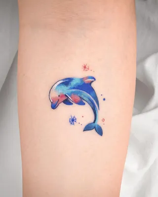 Dolphin Tattoo - Realistic Temporary Tattoos | Tattoo Icon – TattooIcon