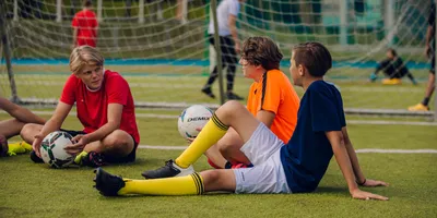 Как происходит физическая подготовка футболистов 9-12 лет | FC Stuttgart  Москва