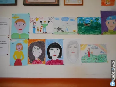 Проведение выставки детских рисунков и поделок к 8 Марта — Центр развития  ребенка