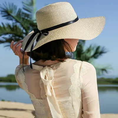 Картинки девушка со спины на море в шляпе (64 фото) » Картинки и статусы  про окружающий мир вокруг