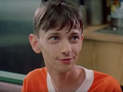 Расскажите нам о себе (т. е.): DJ Qualls