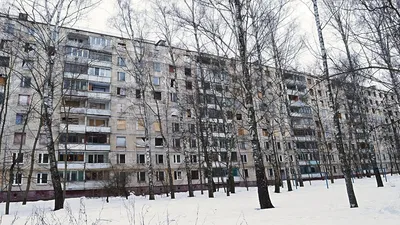 На севере Москвы люди увидели пустую многоэтажку. Подведен свет и вода, а  квартиры стоят пустые