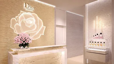 В ГУМе открылся обновленный Институт красоты Dior – Коммерсантъ