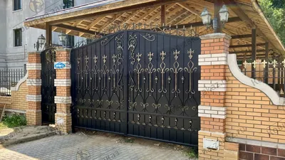 Кованые ворота на заказ в Москве и области | Кузница \