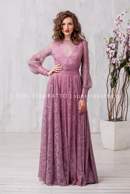 Платье длинное с рукавом розовое кружево