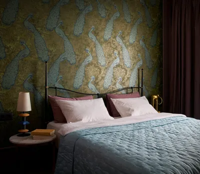 Обои в спальне: 40 примеров оформления стены у изголовья кровати | myDecor  | Дзен