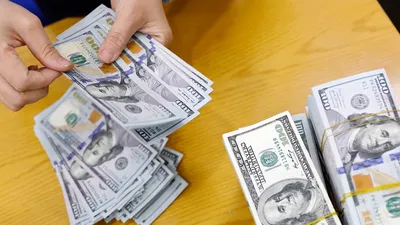 Доллар в опасности: как блокировка НКЦ может повлиять на курсы валют |  Forbes.ru