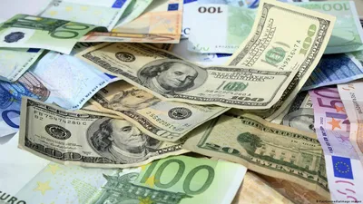 Почему евро упал, а доллар укрепился? И кому это выгодно? – DW – 11.07.2022