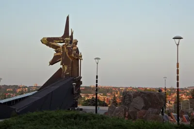 В столице ДНР объявили конкурс на памятник «Донецк – Город-герой» - МК  Донбасс