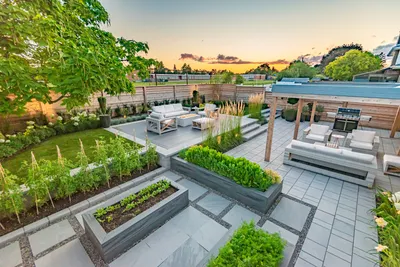 Огороды во дворе – 135 лучших фото дизайна двора частного дома и дачи |  Houzz Россия