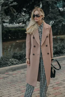 Пальто женское двубортное - купить в магазинах ПАЛЬТОRU Краснодар или на  сайте | ПАЛЬТО RU - магазин верхней женской одежды