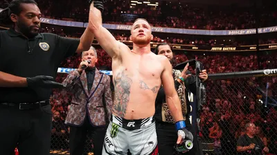 Результаты UFC 249: Джастин Гэтжи уничтожил Тони Фергюсона и завоевал временный титул; Сехудо остановил Круза и завершил карьеру | Новости DAZN США