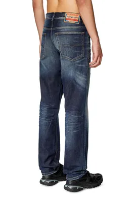 2019 D-STRUKT Man: Essential Slim Medium blue Jeans | Diesel