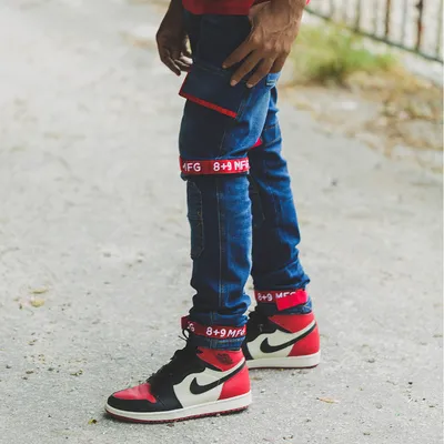 Jeans air jordans hi-res stock photography and images - Alamy