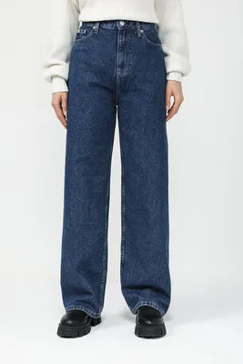 https://stockmann.ru/brands/ck-jeans/185-zhenskie-dzhinsy/