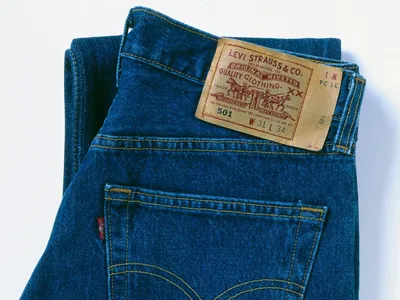 Теперь классические джинсы Levi's 501 стали еще экологичнее | GQ Россия