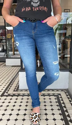 https://www.instagram.com/ltbjeansrd1/