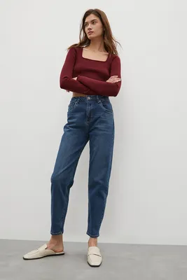 Джинсы Mom slim fit 3450409710-103 - купить в интернет-магазине LOVE  REPUBLIC по цене: 1 999 ₽