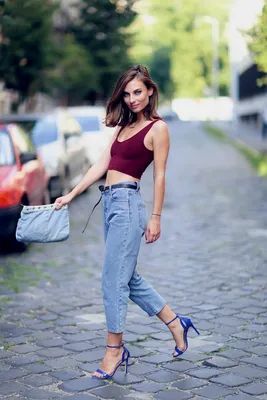 Как носить mom jeans: советы от модниц - IVONA.UA