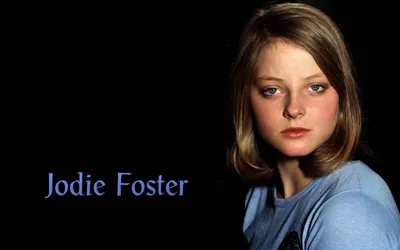 Скачать обои Джоди Фостер на черном фоне | Обои.com