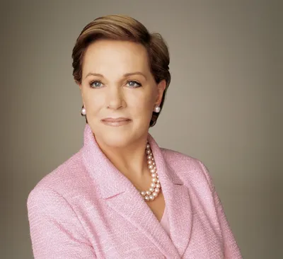 https://wallpaperforu.com/julie-andrews-wallpaper-download/