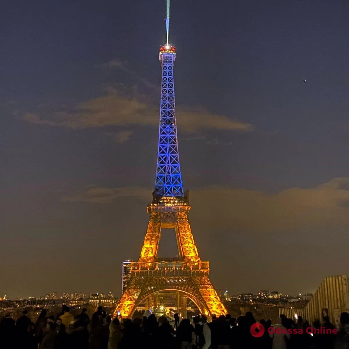 Эйфелева башня (la Tour Eiffel)