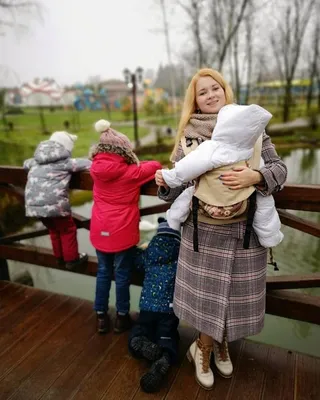 Многодетная мама, Екатерина Копанова, показала миру всю свою семью