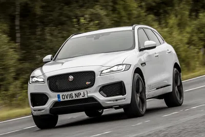 Jaguar - Jaguar I-PACE. Первый в истории электромобиль Jaguar. Первый в  мире полноприводный, электрический, спортивный кроссовер. Первый в истории  автомобиль, одержавший стразу три победы в престижной номинации World Car  Awards. Он создан