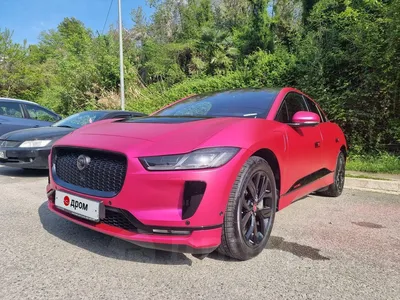 Электрический кроссовер Jaguar I-Pacce стал автомобилем года в Европе