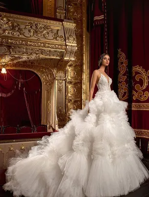 Эксклюзивное пышное свадебное платье купить в Москве