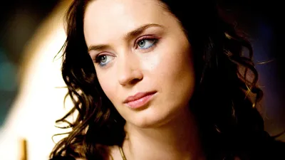 Обои Emily Blunt High Definition 27763 — Baltana